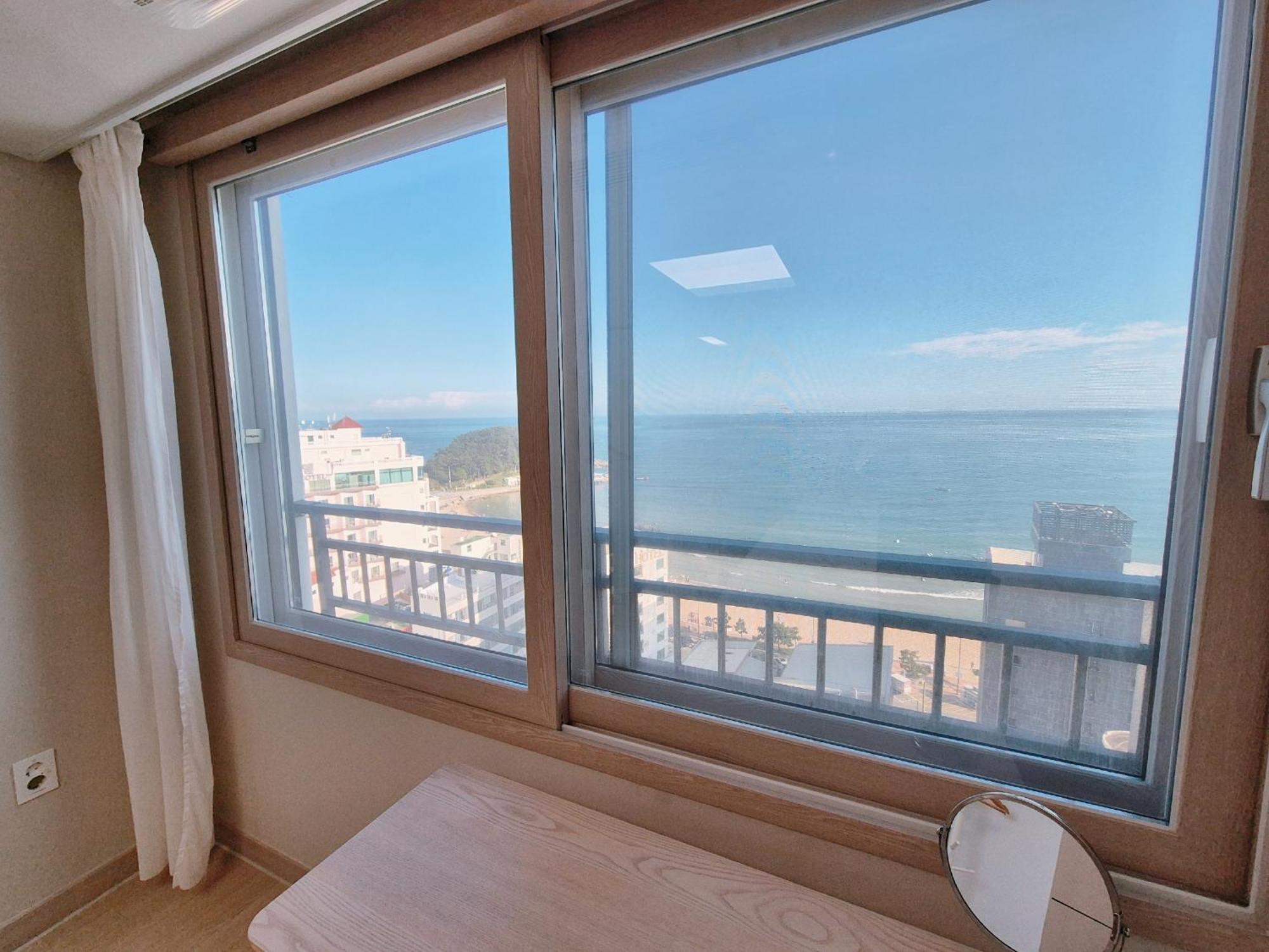 The First Ocean Songjeong Hotel Busan Exterior photo